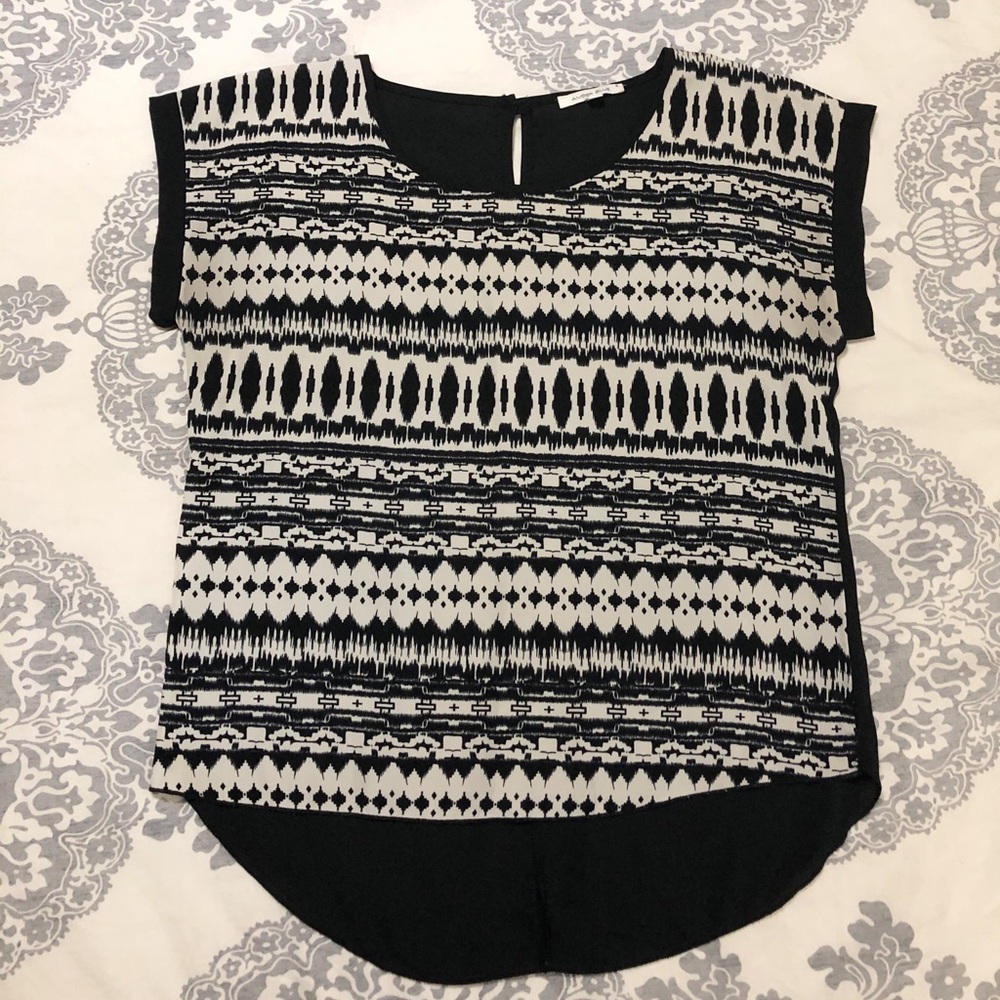 Amber Blue black & white Aztec print top